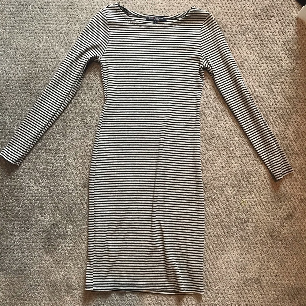 Fitted black and gray striped body con dress